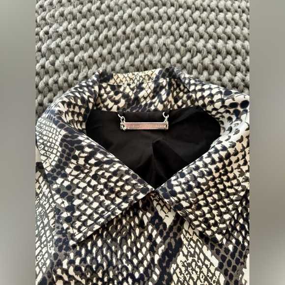 Diane Von Furstenberg Women’s 10 Snake Print Wool & Silk Long Jacket Coat - Picture 14 of 14